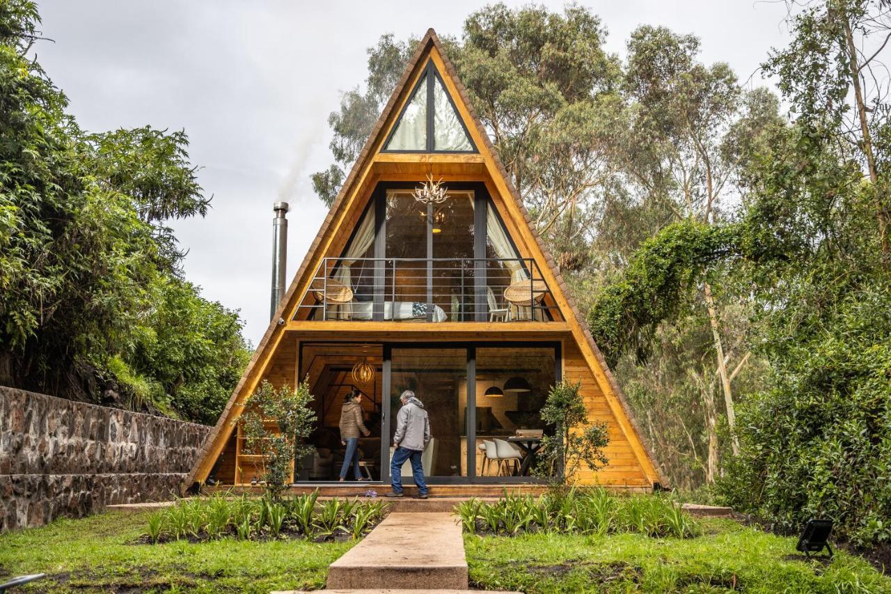 Hosteria Papagayo Cotopaxi Machachi Exterior photo